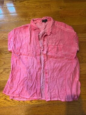 Pink Chambray Lightweight Short Sleeve Button-Up Shirt